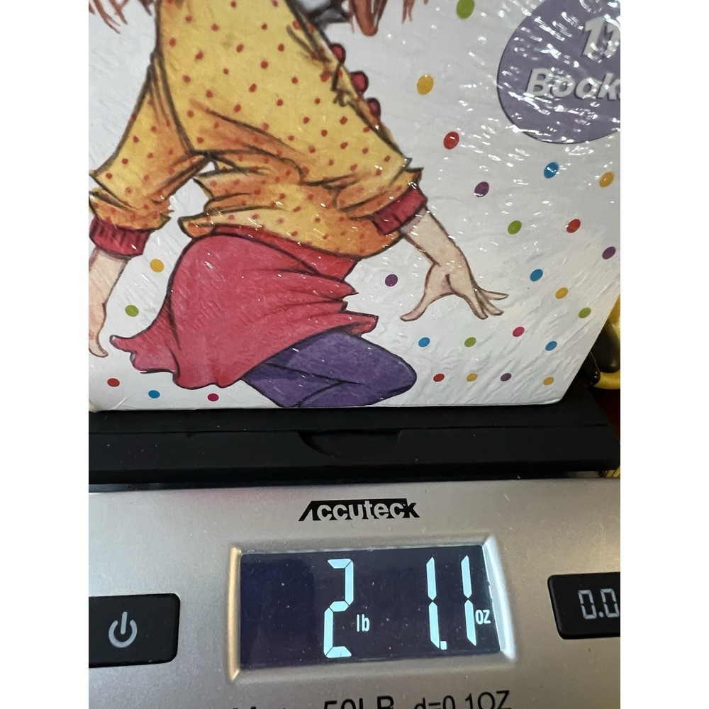 Junie B. Jones Complete First Grade Collection Books 18–28 Boxed Set - Picture 5 of 5